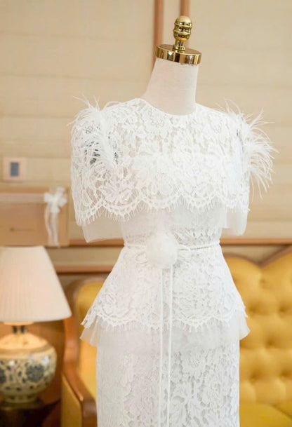 Đầm dự tiệc ren kiểu dáng dài đính lông vũ màu trắng, màu đen sang trọng đính kèm hoa size SML XL XXL D0929