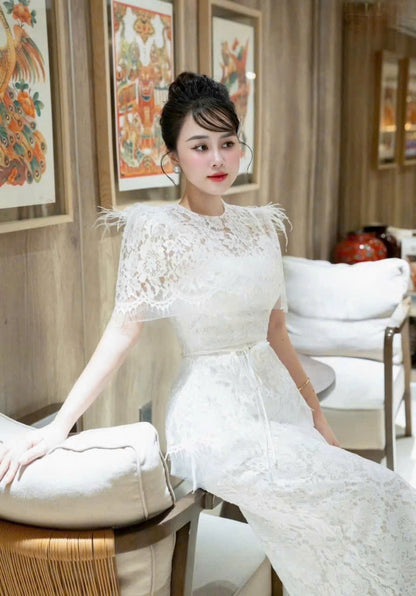 Đầm dự tiệc ren kiểu dáng dài đính lông vũ màu trắng, màu đen sang trọng đính kèm hoa size SML XL XXL D0929
